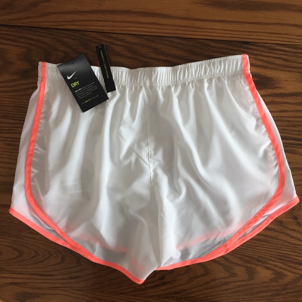 Nike Metallic Logo Tempo Running Shorts - Picture 4 of 8